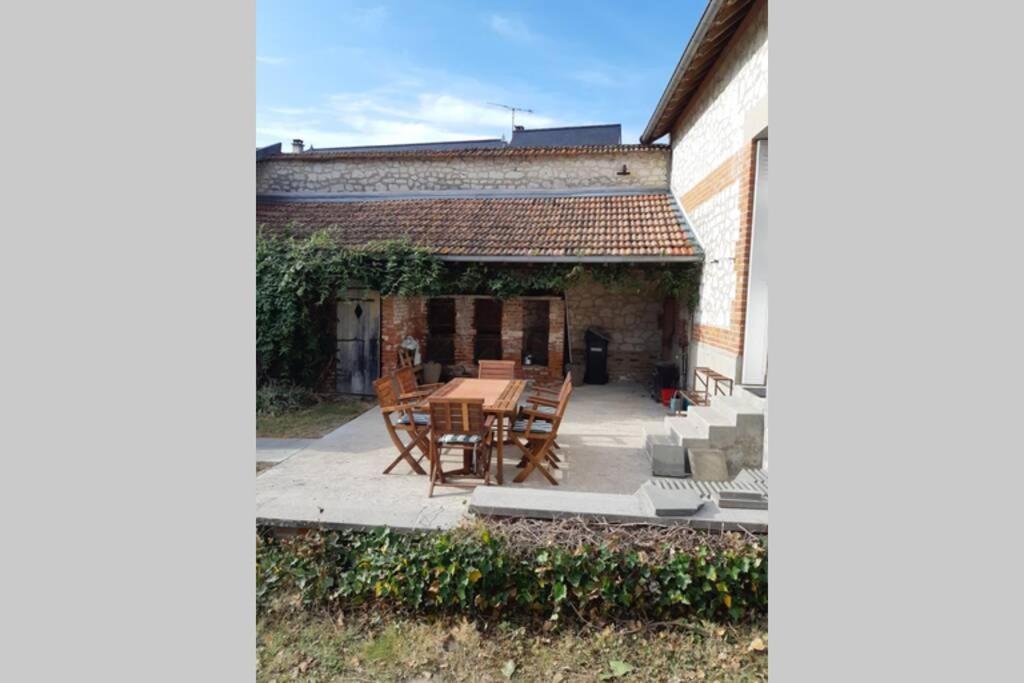Gite, Maison A La Campagne Ardennes, Aisne,Marne Le Thour Exteriér fotografie